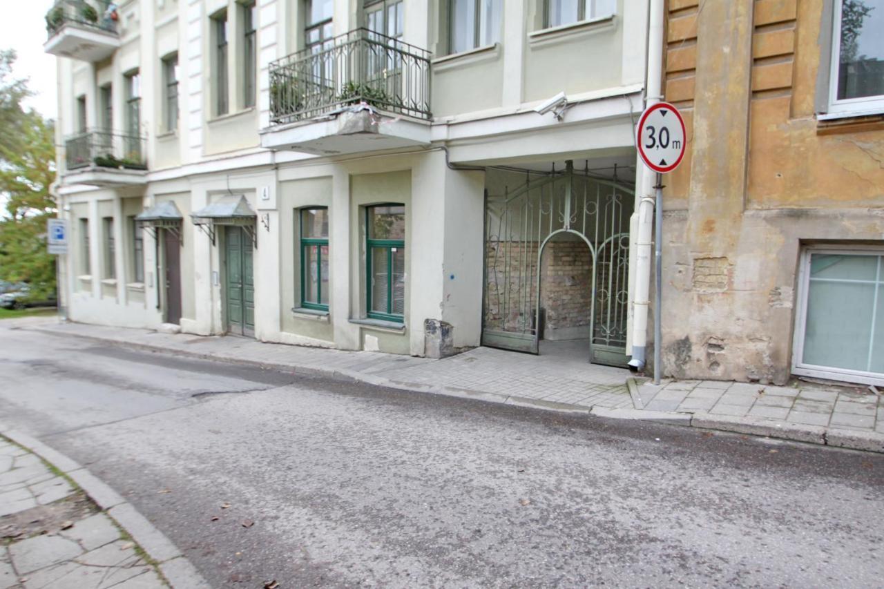 Cozy Apartment In Vilnius Oldtown Exterior photo